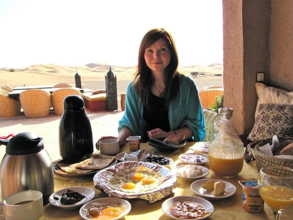 Merzouga Sahara Luxury Camp מראה חיצוני תמונה