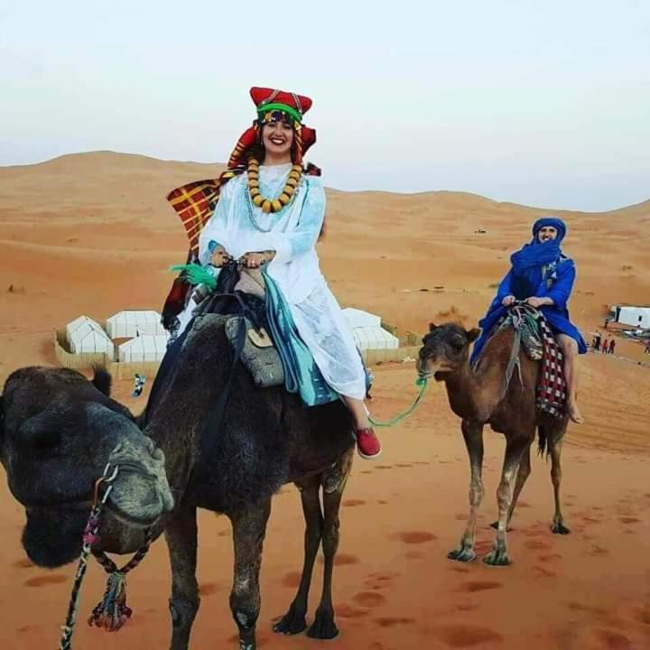Merzouga Sahara Luxury Camp מראה חיצוני תמונה