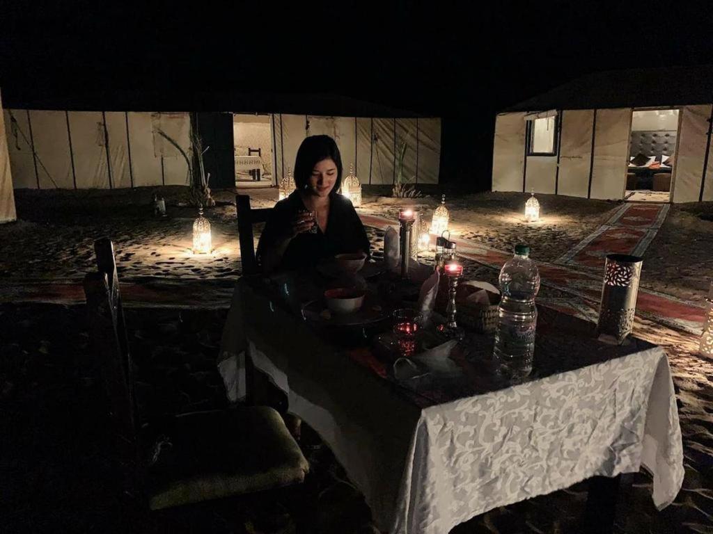 Merzouga Sahara Luxury Camp מראה חיצוני תמונה