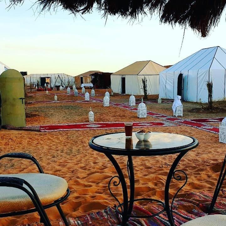 Merzouga Sahara Luxury Camp מראה חיצוני תמונה