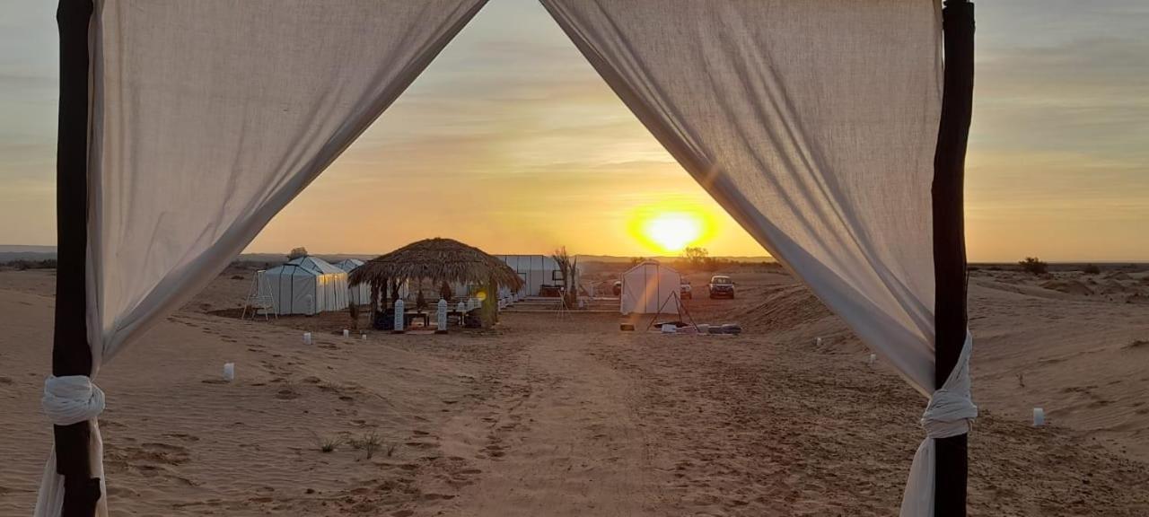 Merzouga Sahara Luxury Camp מראה חיצוני תמונה