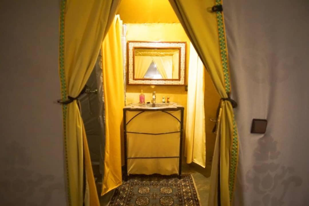 Merzouga Sahara Luxury Camp מראה חיצוני תמונה